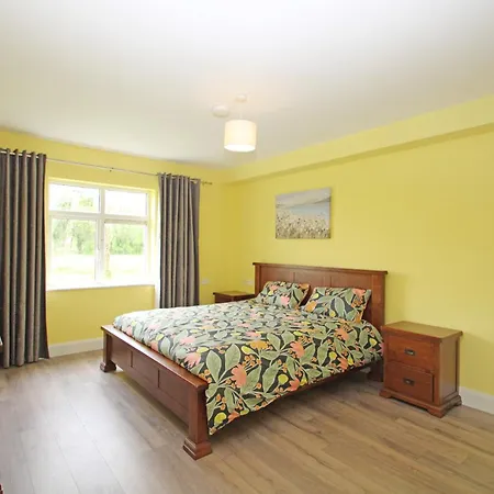 Luxury 2 Bedroom In Apartament Galway